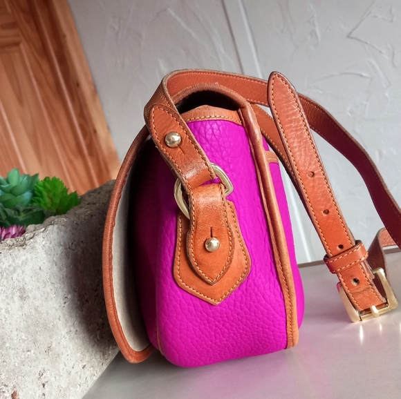 Dooney & Bourke Vogue Saddle Flap Bag 1990's - Picture 10 of 12